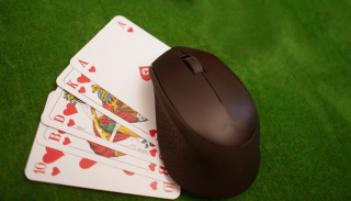 Ποντίκι τσόχα φλος πόκερ