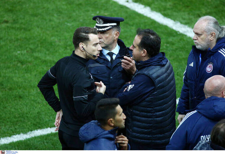 τσαρλυ αναλυση ολυμπιακοσ αεκ