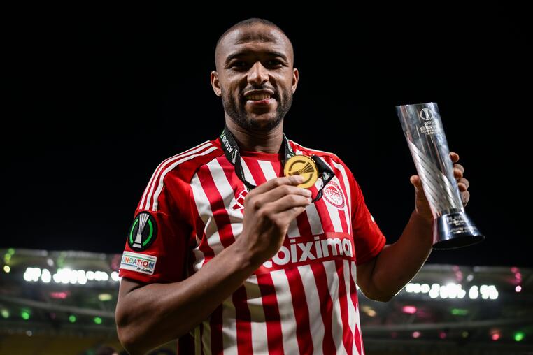 ελ κααμπι ολυμπιακος ανανεωση