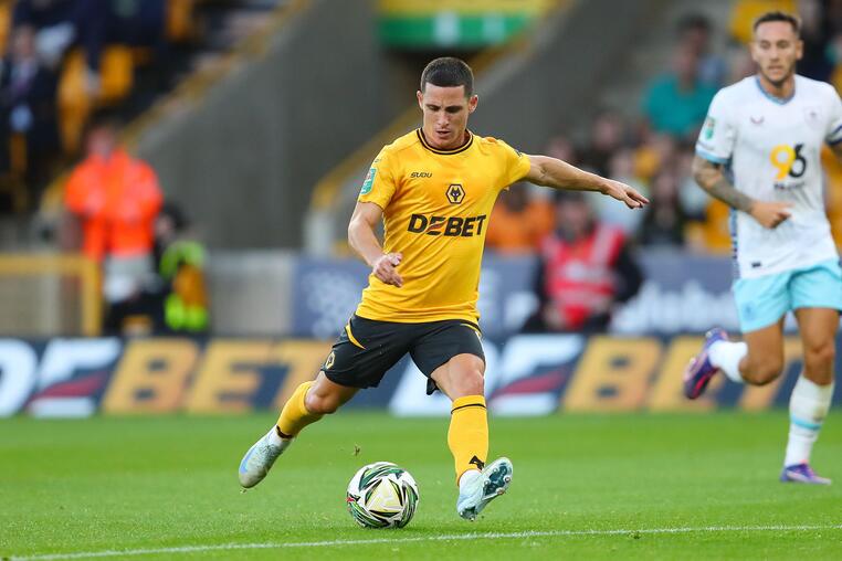 podence-osfp-wolves-karapapas