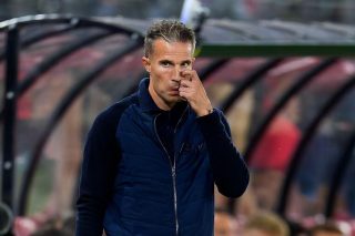 robin-van-persie-salos-9-1-sintrivi-alkmaar