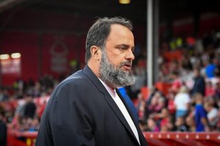 marinakis-eftuse-diaitites-nottingham-premier-league