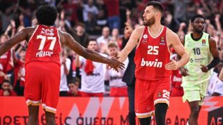 μακκισικ & ελακ πιτερς