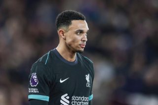 trent-alexander-arnold-liverpool-oroi-neo-sumvolaio