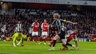 Γκόρντον Νιούκαστλ