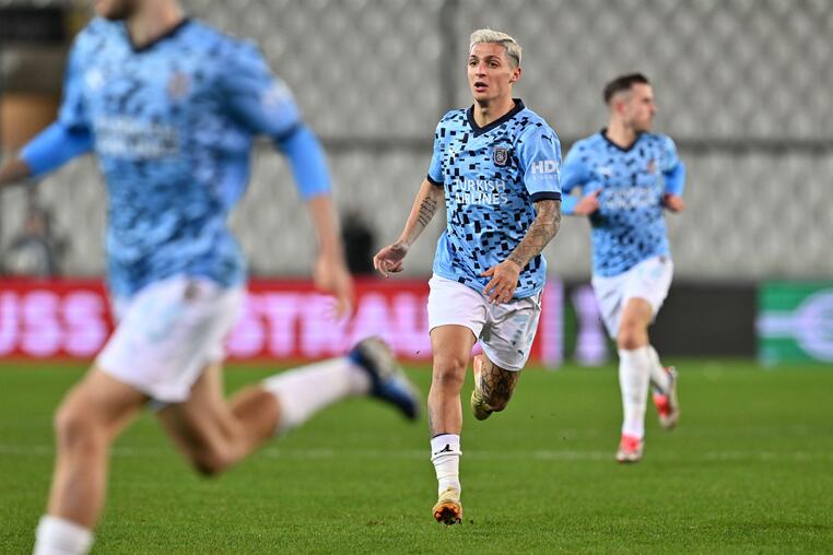 μπασακσεχιρ βικινγκ καναλι live streaming τηλεοπτικη μεταδοση