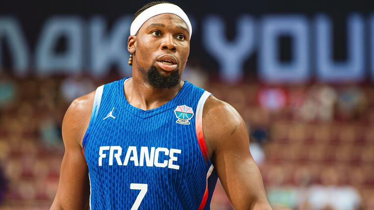 γαλλια πολωνια καναλι live streaming δωρεαν