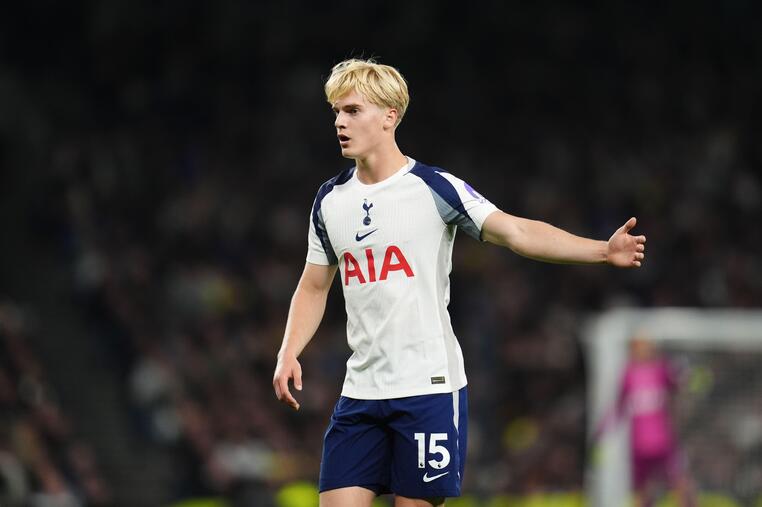 λιντς τοτεναμ καναλι live streaming δωρεαν