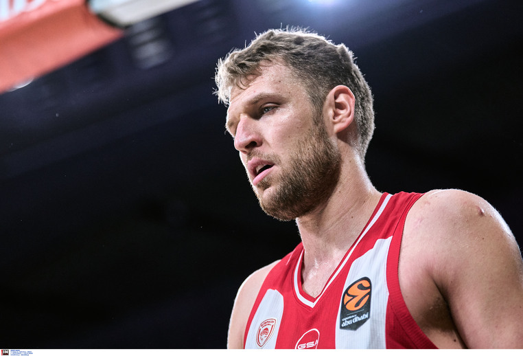 ολυμπιακος ντουμπαϊ ειδικα στοιχηματα ειδικα παικτων αποδοσεις προγνωστικα