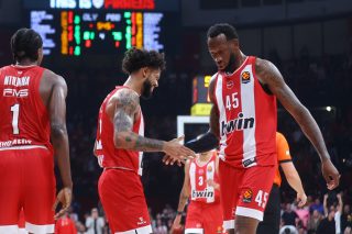 ερυθρος αστερας ολυμπιακος καναλι live streaming δωρεαν