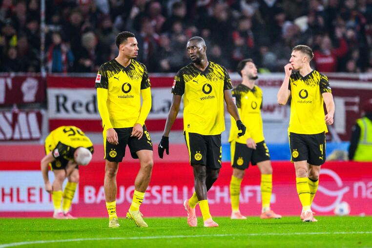 ντορτμουντ γκλαντμπαχ ειδικα στοιχηματα ειδικα παικτων αποδοσεις προγνωστικα