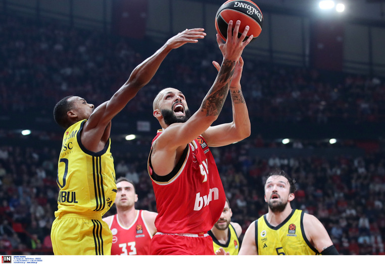 ολυμπιακος φενερμπαχτσε ειδικα στοιχηματα ειδικα παικτων αποδοσεις προγνωστικα