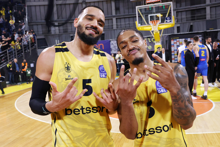 αεκ αρης καναλι live streaming δωρεαν