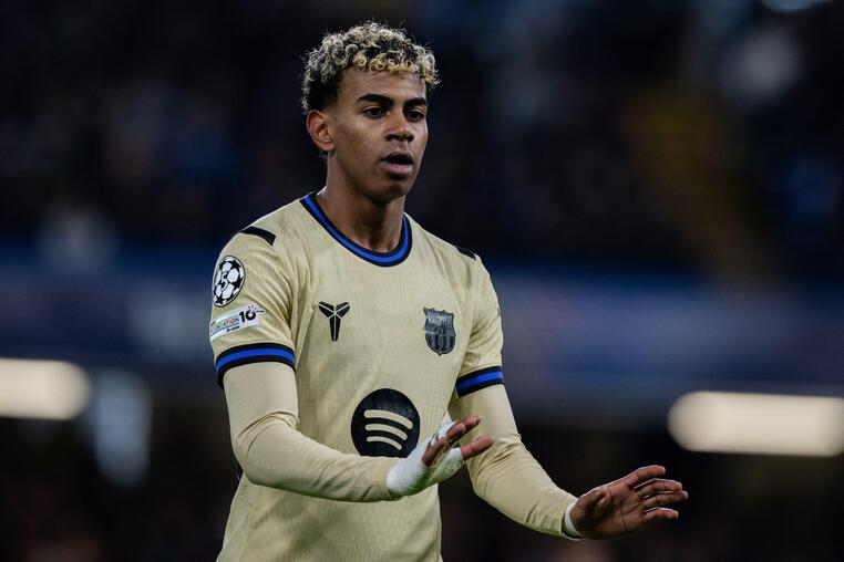 μπαρτσελονα αιντραχτ φρανκφουρτης καναλι live streaming