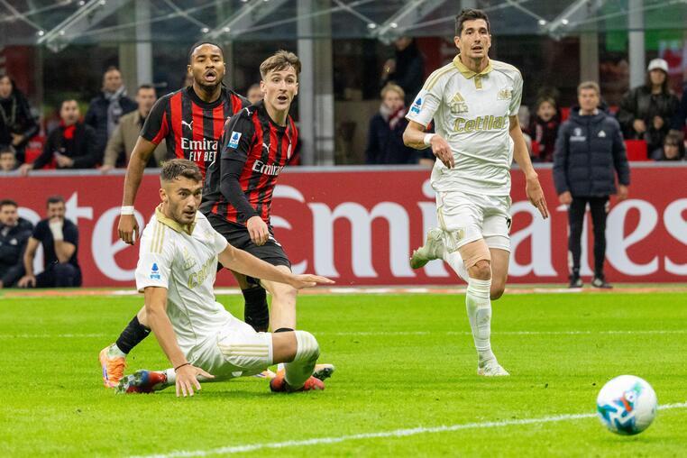 πιζα μιλαν καναλι live streaming δωρεαν