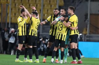 τσαρλυ αναλυση αεκ πρωταθλημα