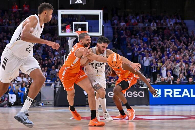 ρεαλ μαδριτης βαλενθια καναλι live streaming δωρεαν