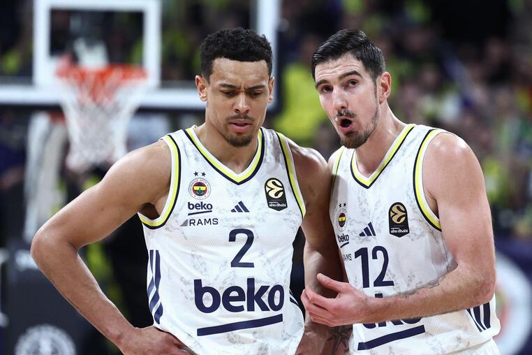 ερυθρος αστερας φενερμπαχτσε καναλι live streaming δωρεαν