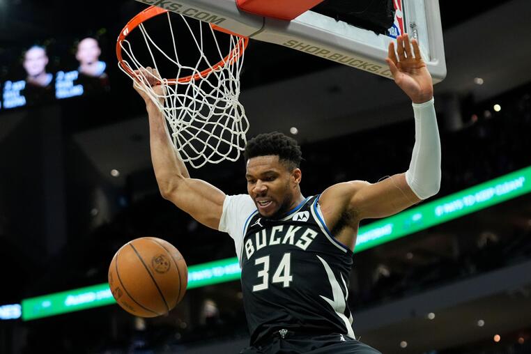 λος αντζελες κλιπερς μιλγουοκι μπακς καναλι live streaming δωρεαν