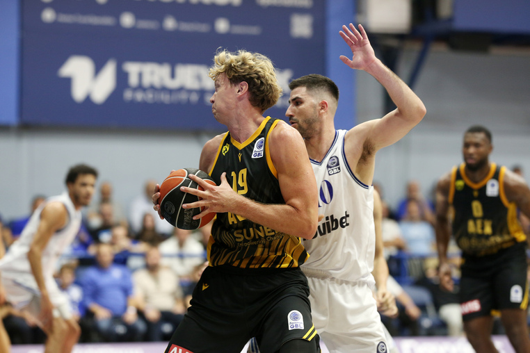 αεκ ηρακλης καναλι live streaming δωρεαν